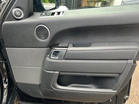 Land Rover Range Rover Sport HSE DYNAMIC BLACK 42