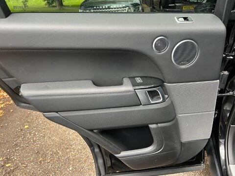 Land Rover Range Rover Sport HSE DYNAMIC BLACK 44