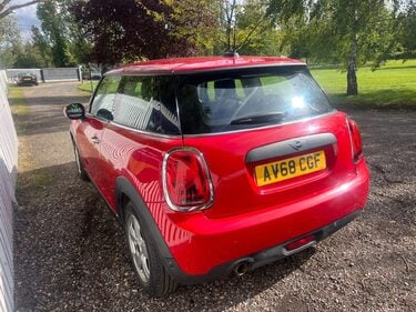 Mini Hatch ONE 4