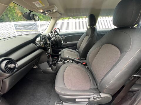 Mini Hatch ONE 38
