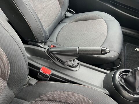 Mini Hatch ONE 33