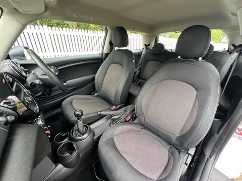 Mini Hatch ONE 37