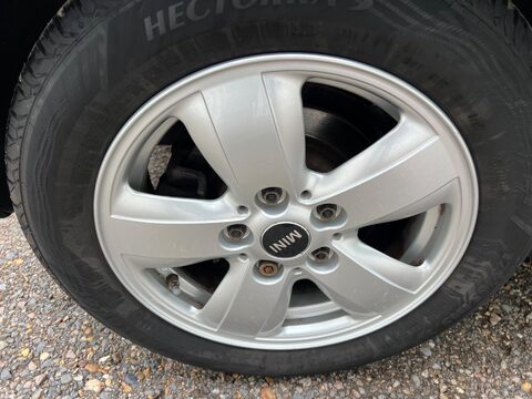 Mini Hatch ONE 23