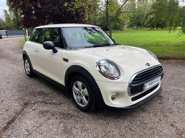 Mini Hatch ONE 2