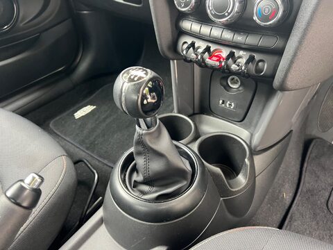 Mini Hatch ONE 29