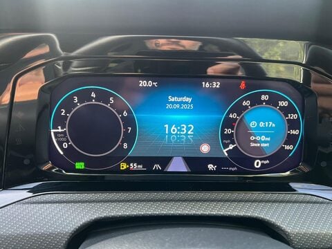 Volkswagen Golf R-LINE TSI 61