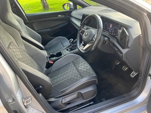 Volkswagen Golf R-LINE TSI 43