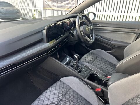 Volkswagen Golf R-LINE TSI 55
