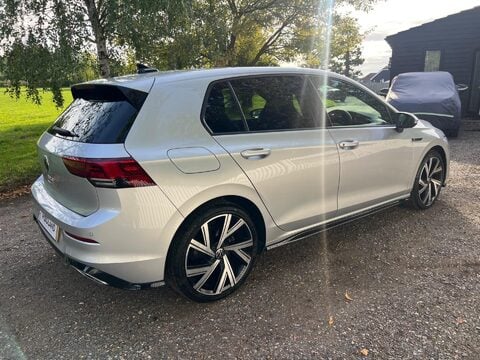 Volkswagen Golf R-LINE TSI 20