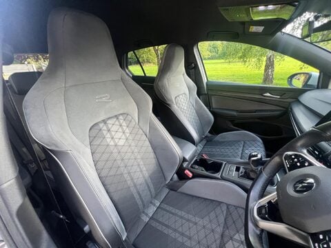Volkswagen Golf R-LINE TSI 30