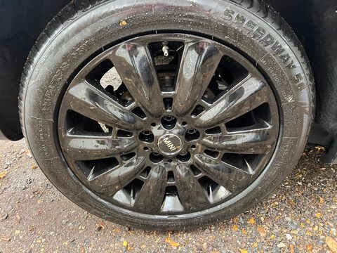 Mini Countryman COOPER 21