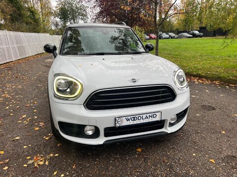 Mini Countryman COOPER 6