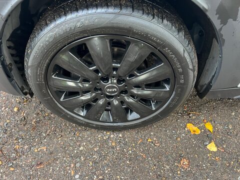 Mini Countryman COOPER 25