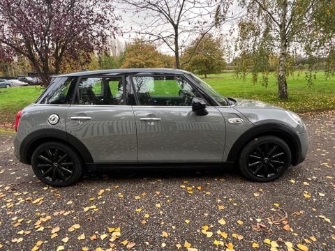 Mini Hatch COOPER S 15