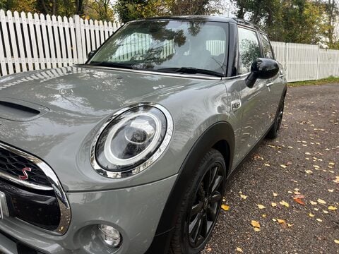 Mini Hatch COOPER S 18