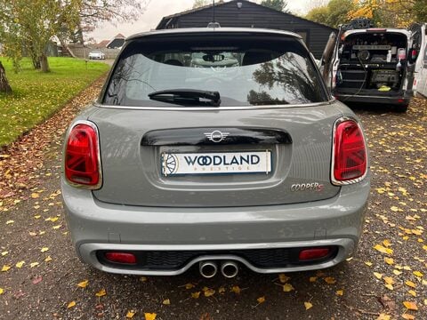 Mini Hatch COOPER S 12