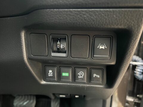 Nissan Qashqai N-TEC PLUS DIG-T XTRONIC 31