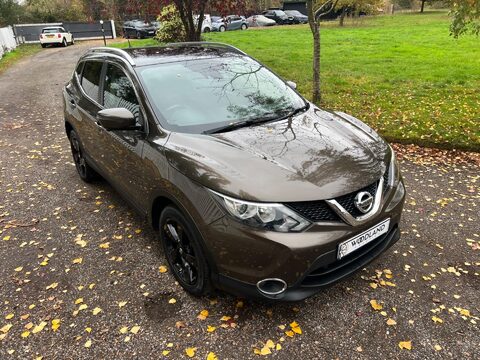 Nissan Qashqai N-TEC PLUS DIG-T XTRONIC 23
