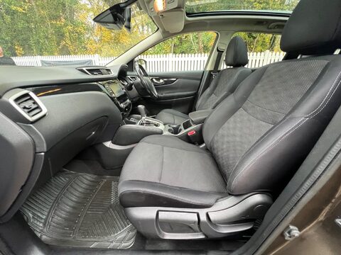 Nissan Qashqai N-TEC PLUS DIG-T XTRONIC 49