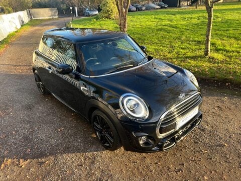 Mini Hatch COOPER SPORT 18
