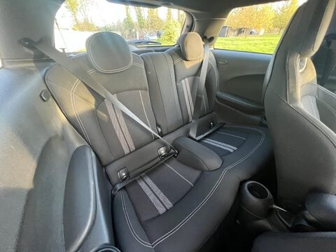 Mini Hatch COOPER SPORT 32