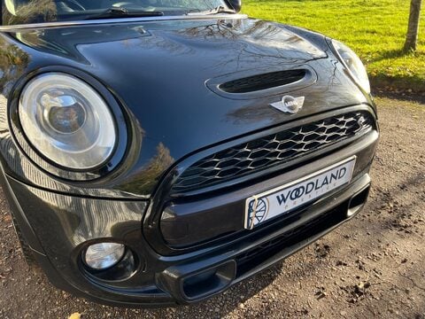 Mini Hatch 2.0 Cooper SD Auto Euro 6 (s/s) 3dr 20