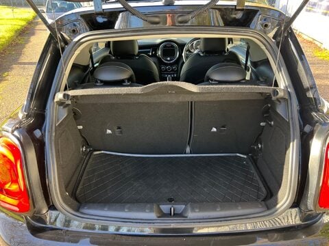 Mini Hatch 2.0 Cooper SD Auto Euro 6 (s/s) 3dr 46