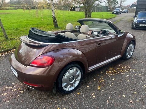 Volkswagen Beetle DESIGN TSI BLUEMOTION TECHNOLOGY 43