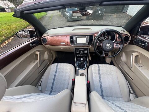 Volkswagen Beetle DESIGN TSI BLUEMOTION TECHNOLOGY 41