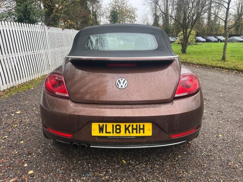 Volkswagen Beetle DESIGN TSI BLUEMOTION TECHNOLOGY 5