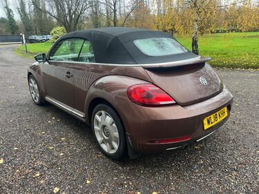 Volkswagen Beetle DESIGN TSI BLUEMOTION TECHNOLOGY 4