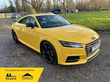 Audi TT TTS TFSI QUATTRO 1