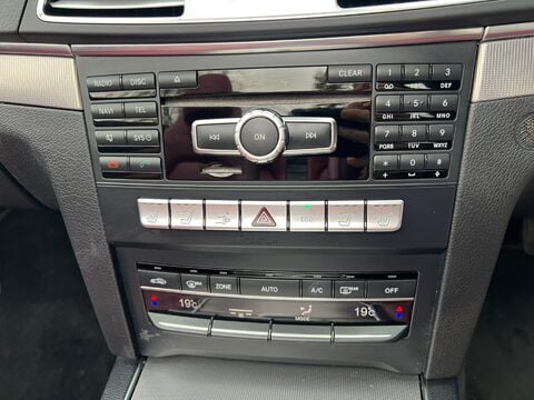 Mercedes-Benz E Class E220 CDI SE 40