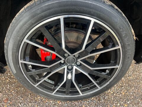 Audi Q7 TDI QUATTRO S LINE 28