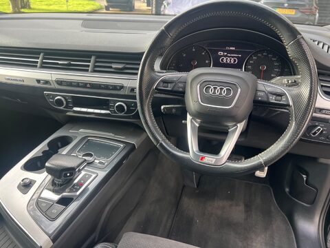 Audi Q7 TDI QUATTRO S LINE 43