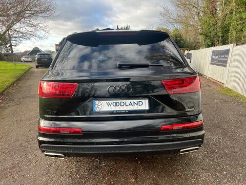 Audi Q7 TDI QUATTRO S LINE 14