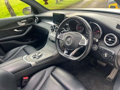 Mercedes-Benz GLC GLC 250 D 4MATIC AMG LINE PREMIUM 28