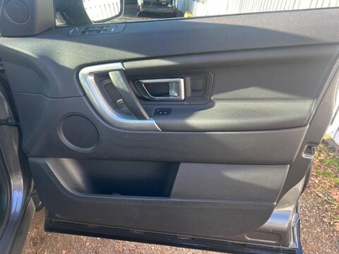 Land Rover Discovery Sport TD4 HSE 25