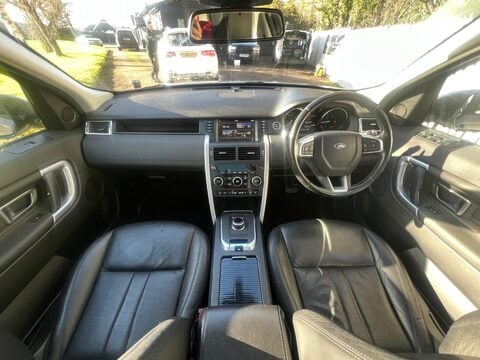 Land Rover Discovery Sport TD4 HSE 33