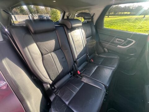 Land Rover Discovery Sport TD4 HSE 31