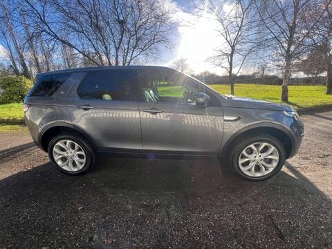 Land Rover Discovery Sport TD4 HSE 11
