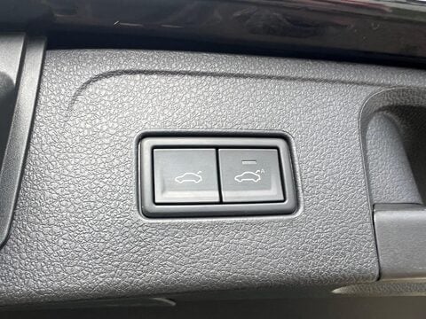 Volkswagen Passat R-LINE TDI 4MOTION DSG 54