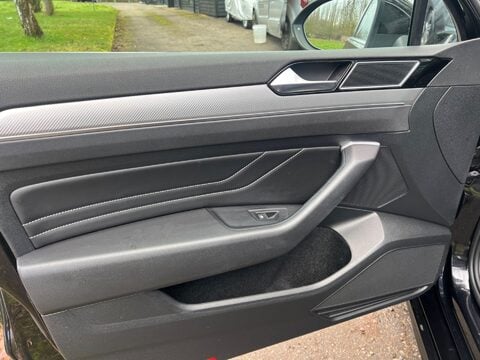 Volkswagen Passat R-LINE TDI 4MOTION DSG 66