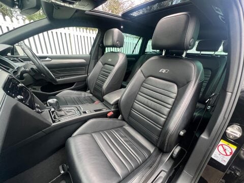 Volkswagen Passat R-LINE TDI 4MOTION DSG 63