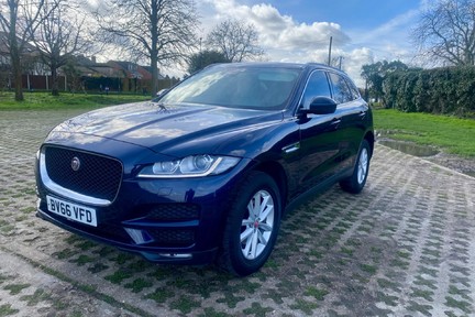 Jaguar F-Pace 2.0 D180 Prestige Auto AWD Euro 6 (s/s) 5dr 7