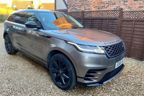 Land Rover Range Rover Velar R-DYNAMIC SE