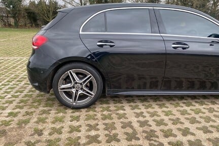 Mercedes-Benz A Class A 200 AMG LINE PREMIUM 16