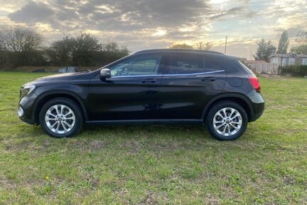 Mercedes-Benz GLA GLA 200 SE EXECUTIVE 9