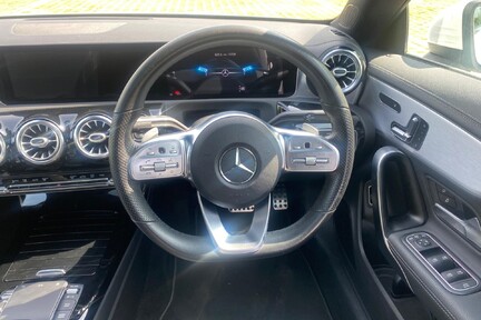 Mercedes-Benz CLA Class CLA 180 AMG LINE PREMIUM PLUS 39