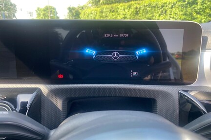 Mercedes-Benz CLA Class CLA 180 AMG LINE PREMIUM PLUS 56